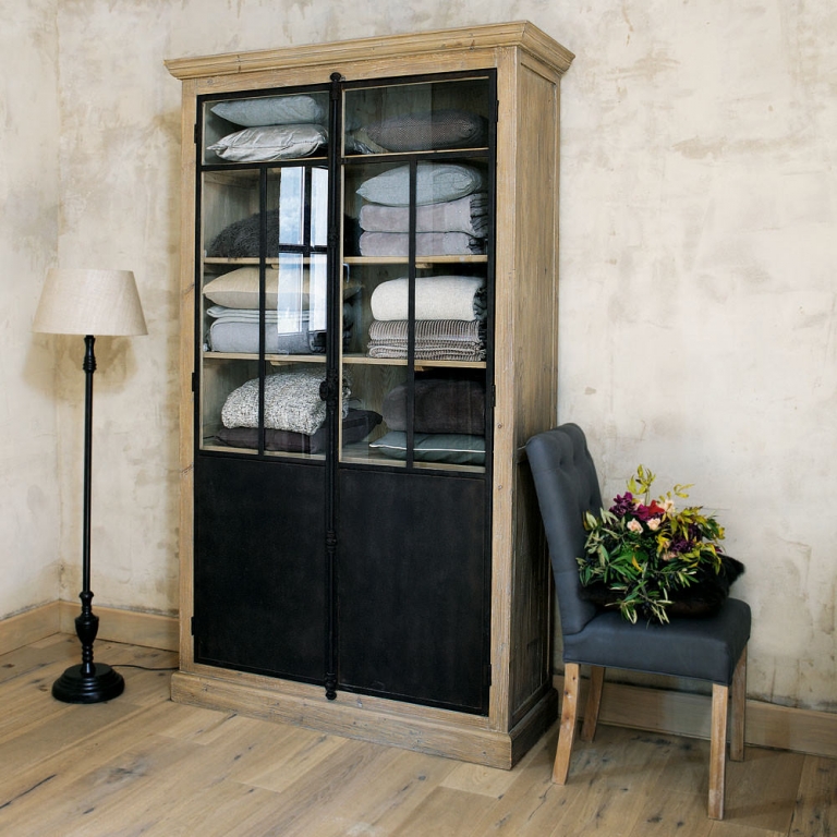Деревянный шкаф-витрина "Voltaire", изображение 5